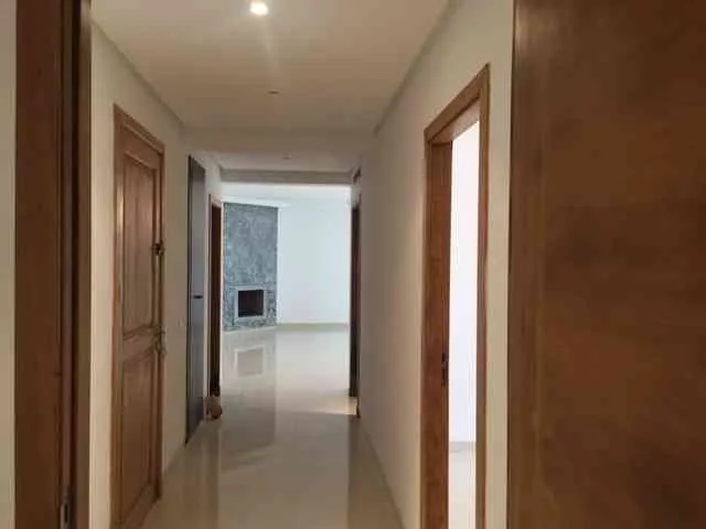 Bel appartement de 129m2 a DAR BOUAZZA - دار بوعزة (3)