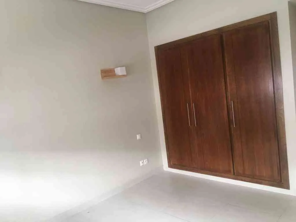 Appartement haut standing bien aménagé ensoleillé - الدار البيضاء (3)