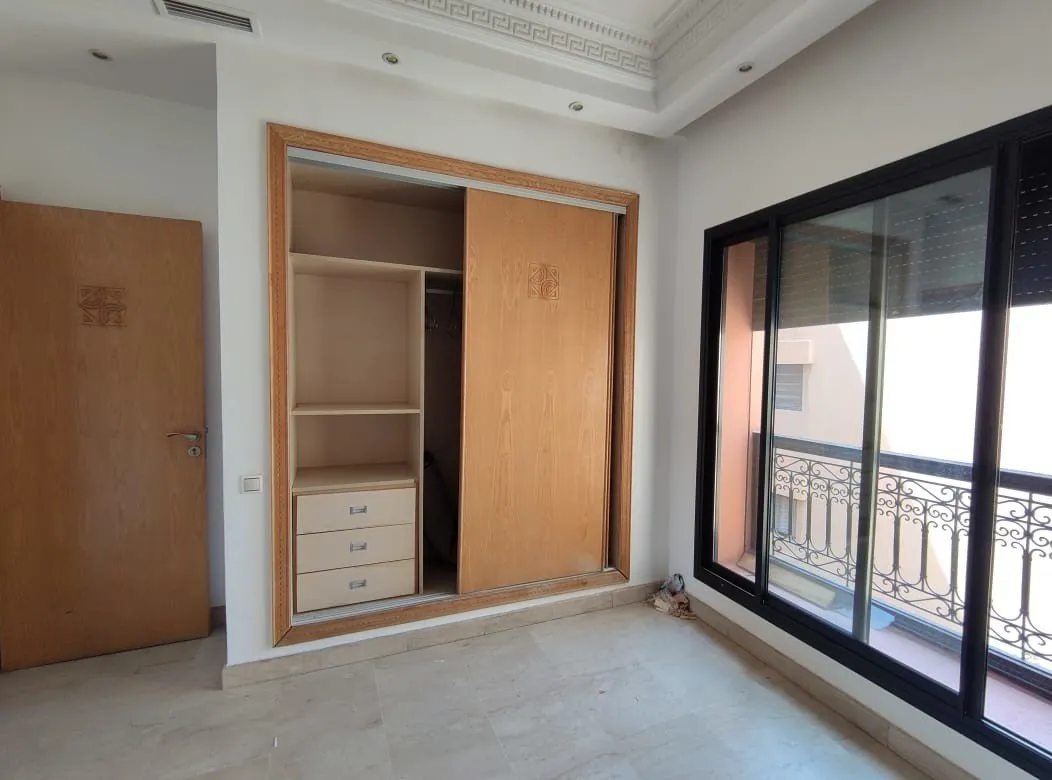 Appartement au 3ème étage en location - مراكش (3)