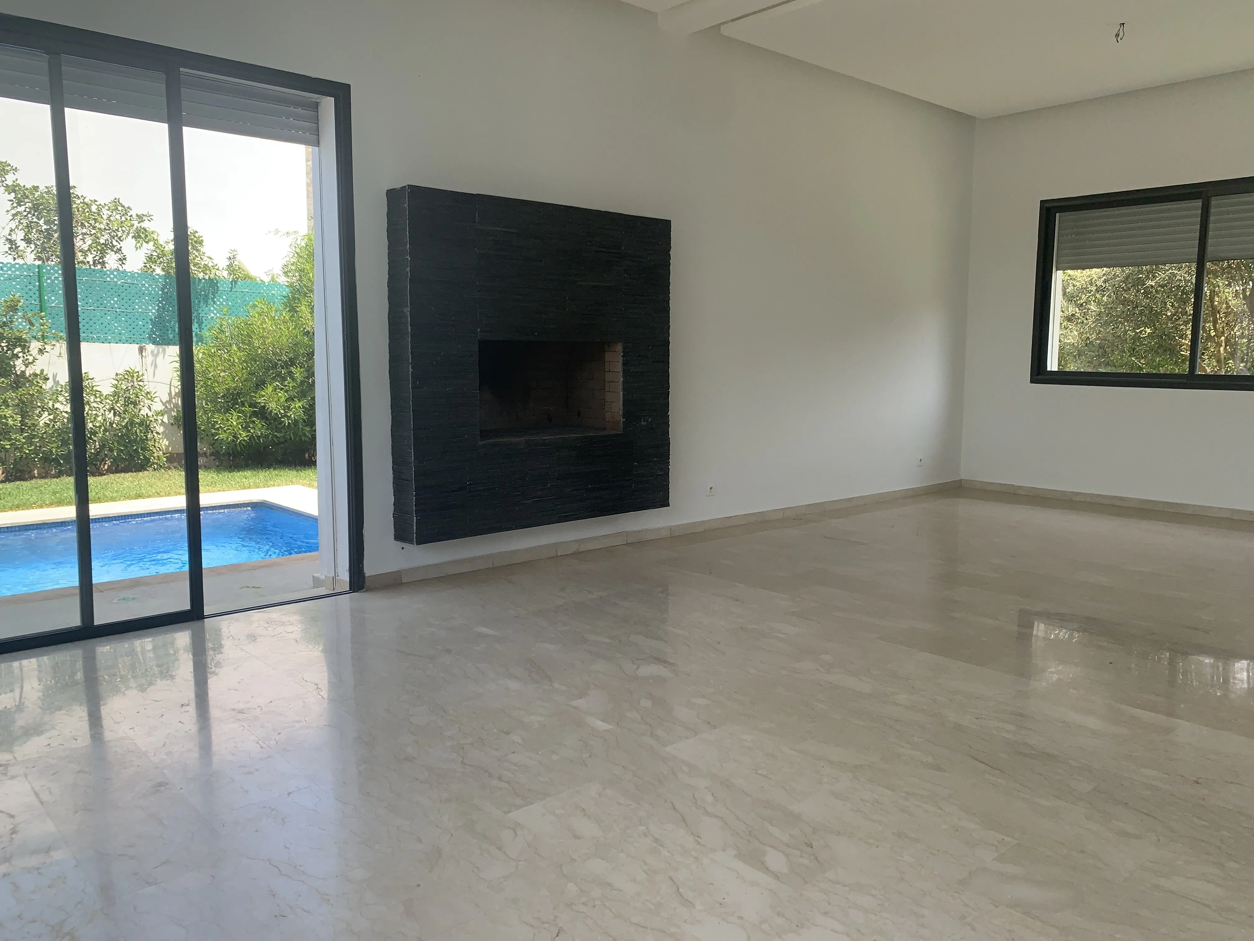 Jolie Villa avec Piscine en Résidence Sécurisée - الدار البيضاء (3)
