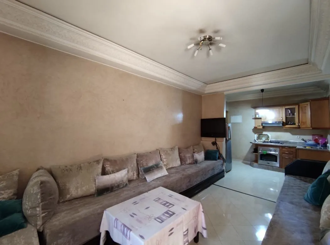 BEL APPARTEMENT EN LOCATION LONGUE DUREE MEUBLE SUR GUELIZ - مراكش (2)
