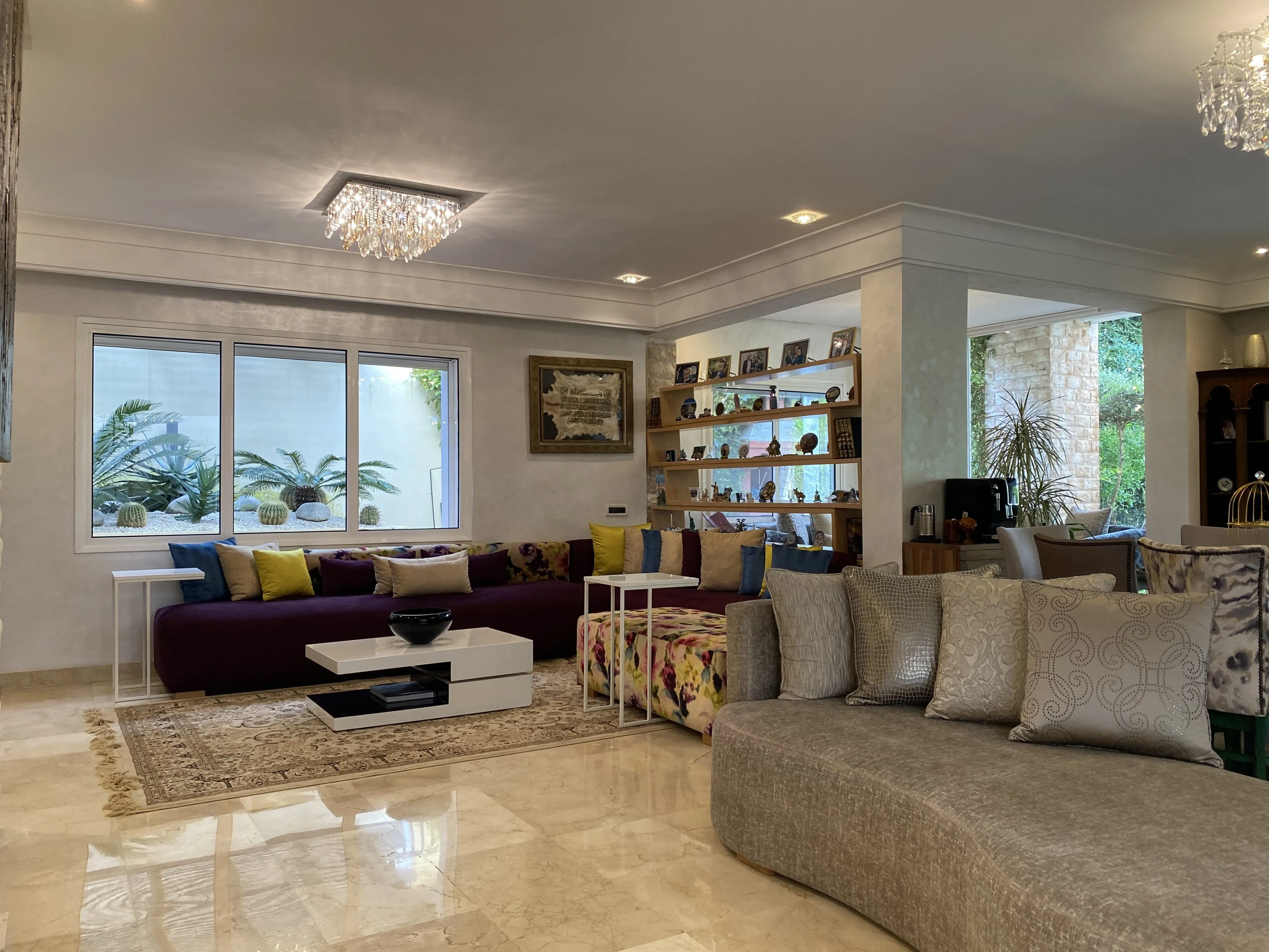 Magnifique Villa Rénovée avec Beau Jardin - الدار البيضاء (2)