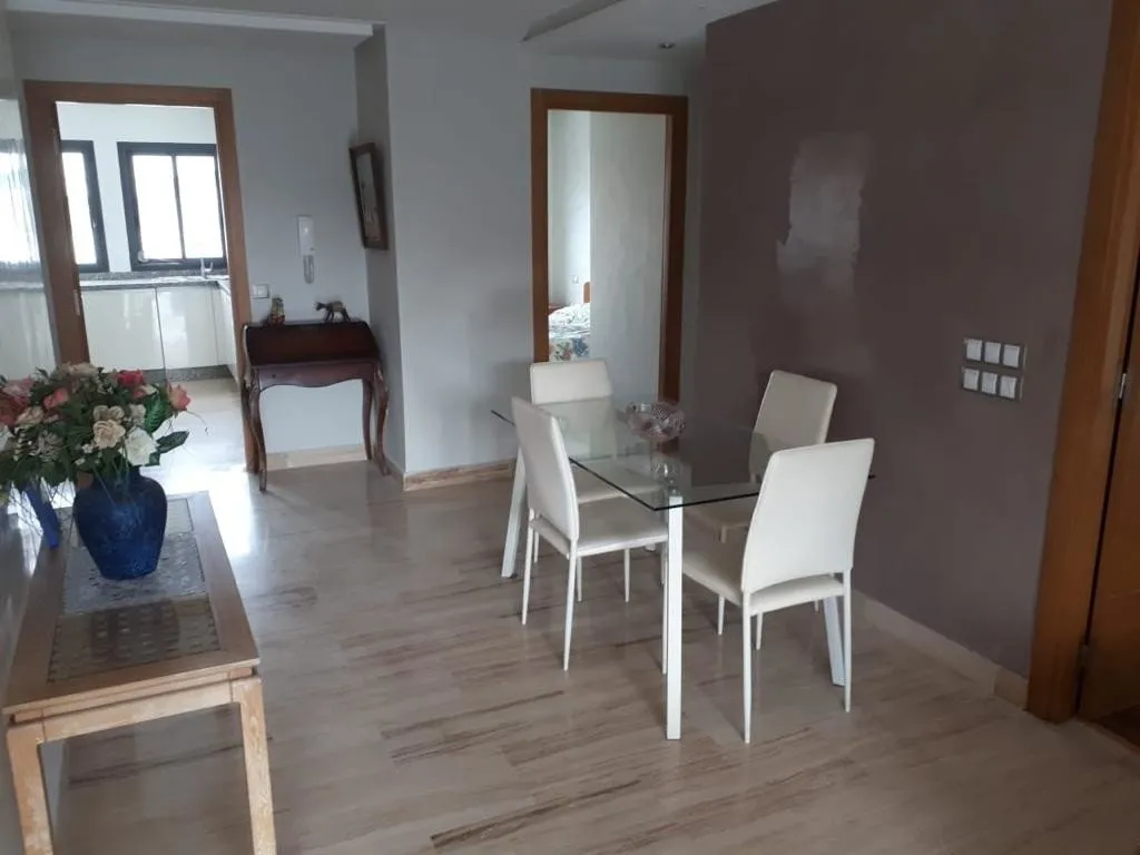 Appartement haut standing , avec belle terrasse à louer - الدار البيضاء (2)