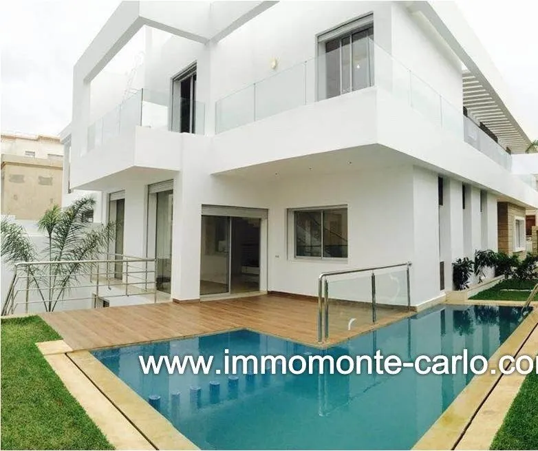 Villa neuve moderne avec piscine à Hay Riad Rabat - الرباط