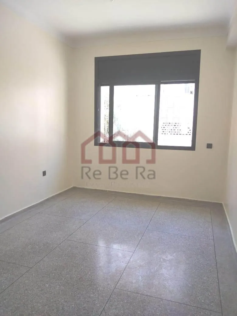 Bel appartement avec balcon à Agdal - فاس (2)