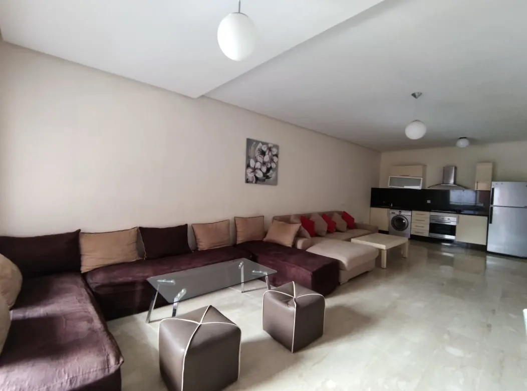 Bel appartement en location vide - مراكش (2)