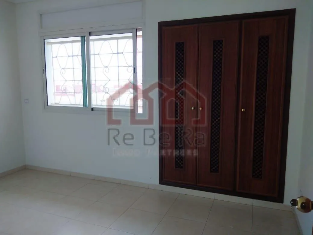 Bel appartement avec terrasse à Agdal - فاس (3)