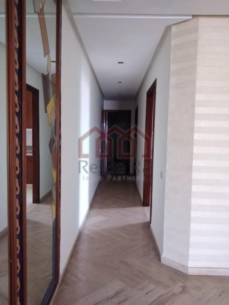 Bel appartement avec terrasse à Agdal - فاس (4)