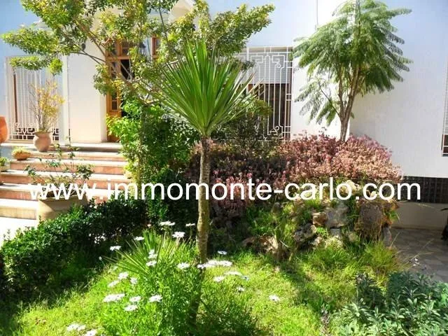 A louer villa avec piscine et chauffage central Souissi RABAT - الرباط (2)
