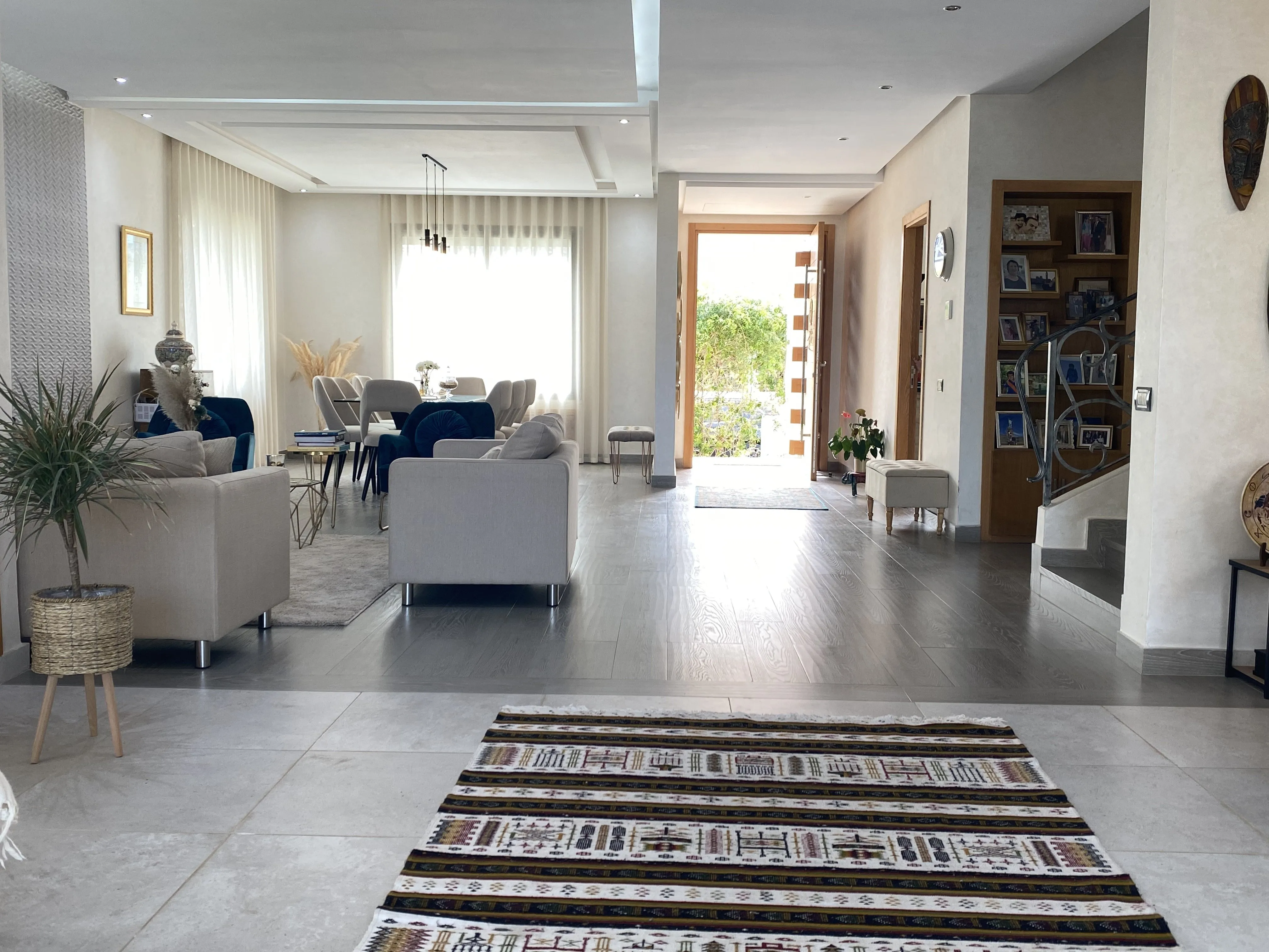 Villa moderne avec jardin et piscine - الدار البيضاء (3)