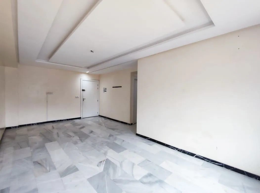 Très bel appartement en location vide - مراكش (3)