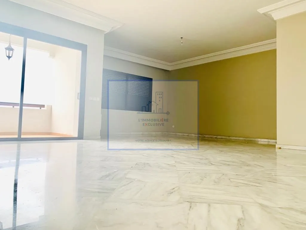 LOCATION-APPARTEMENT VIDE -TERRASSE-SANS VIS A VIS - الدار البيضاء (2)