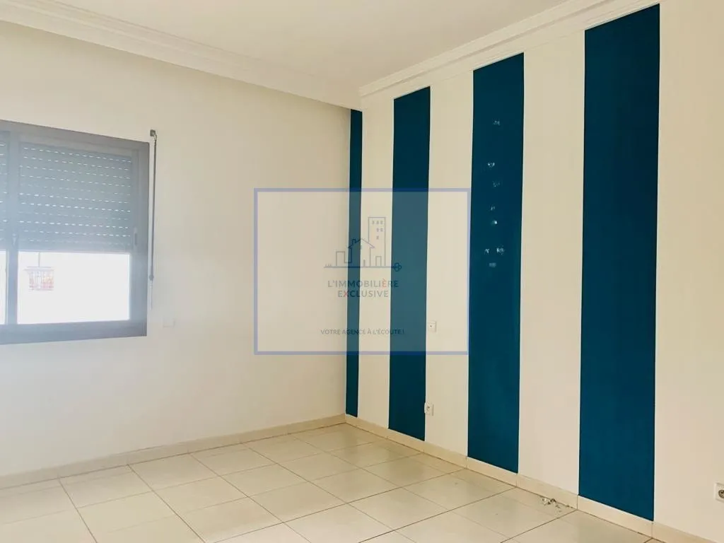 LOCATION-APPARTEMENT VIDE -TERRASSE-SANS VIS A VIS - الدار البيضاء (3)