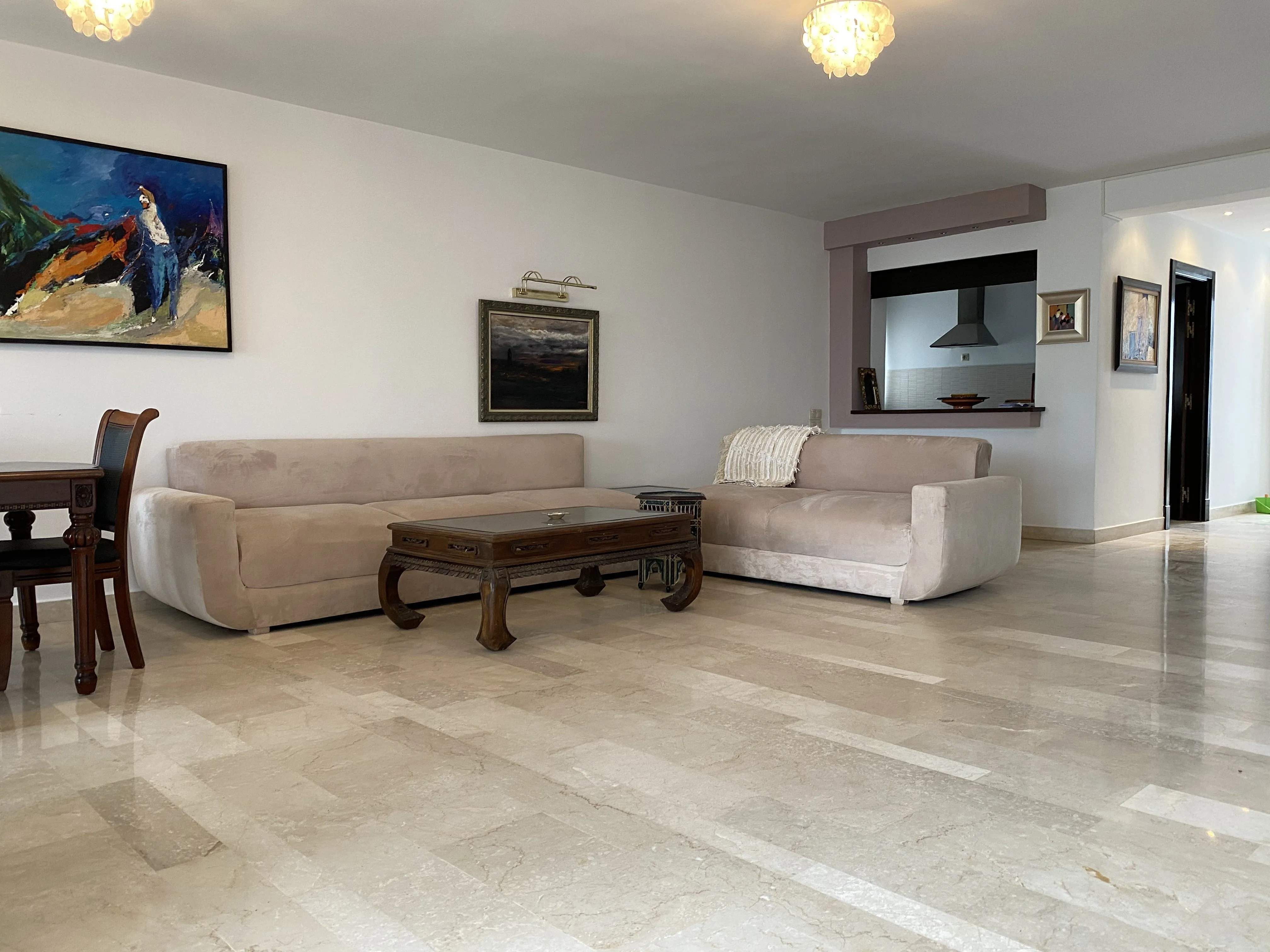 Belle villa ensoleillée en résidence avec piscines - الدار البيضاء (2)