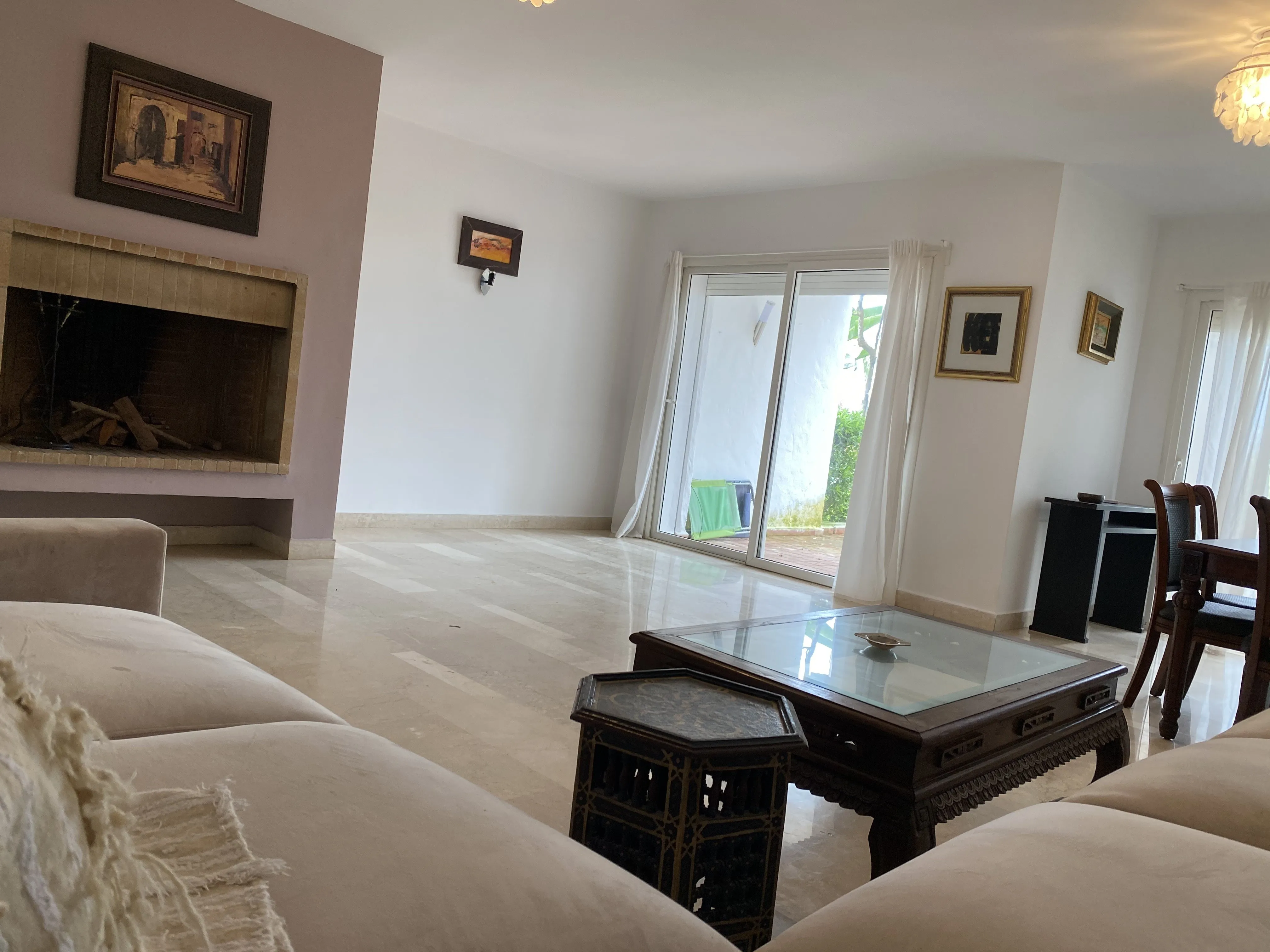 Belle villa ensoleillée en résidence avec piscines - الدار البيضاء (3)