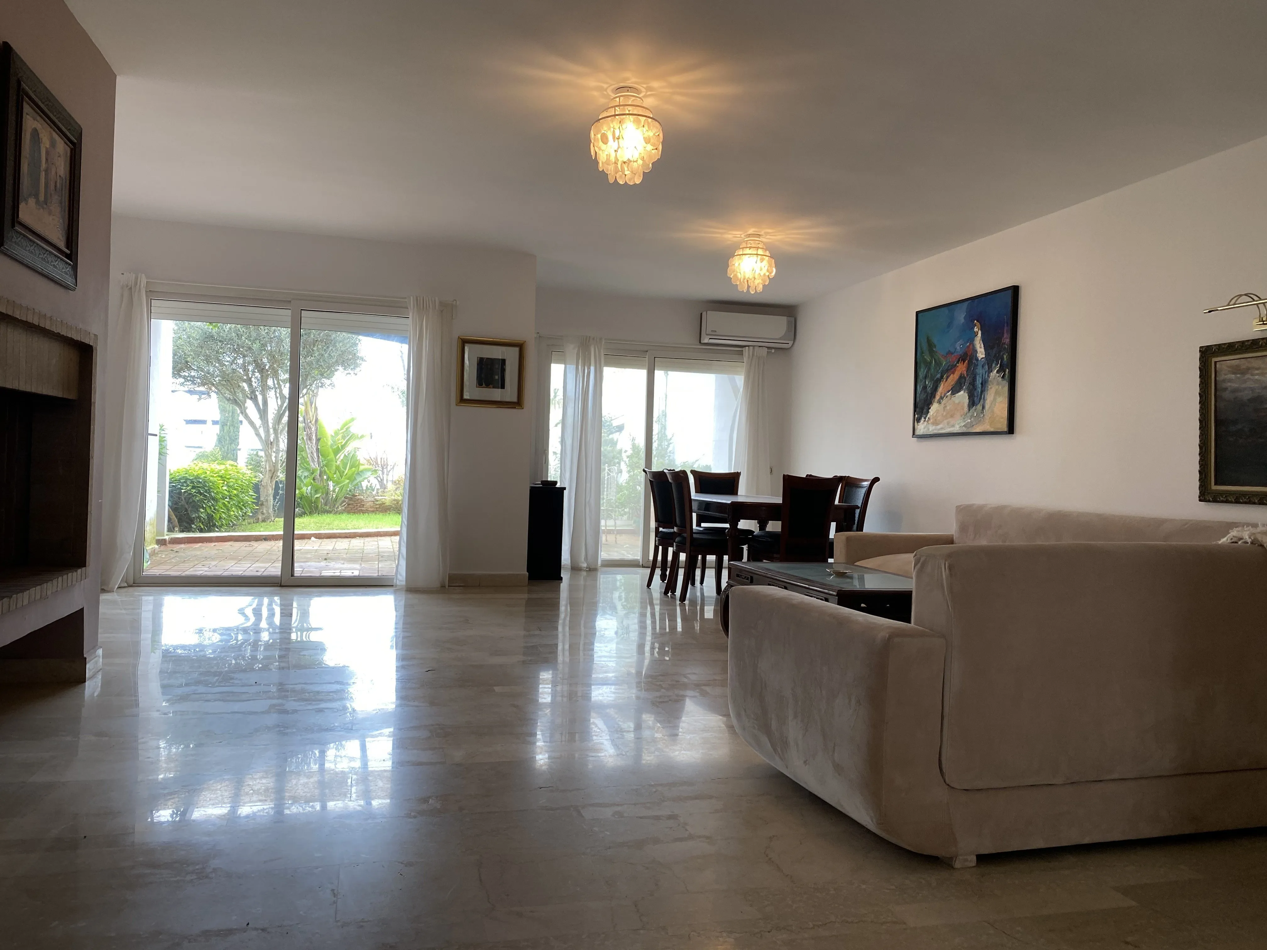 Belle villa ensoleillée en résidence avec piscines - الدار البيضاء (4)