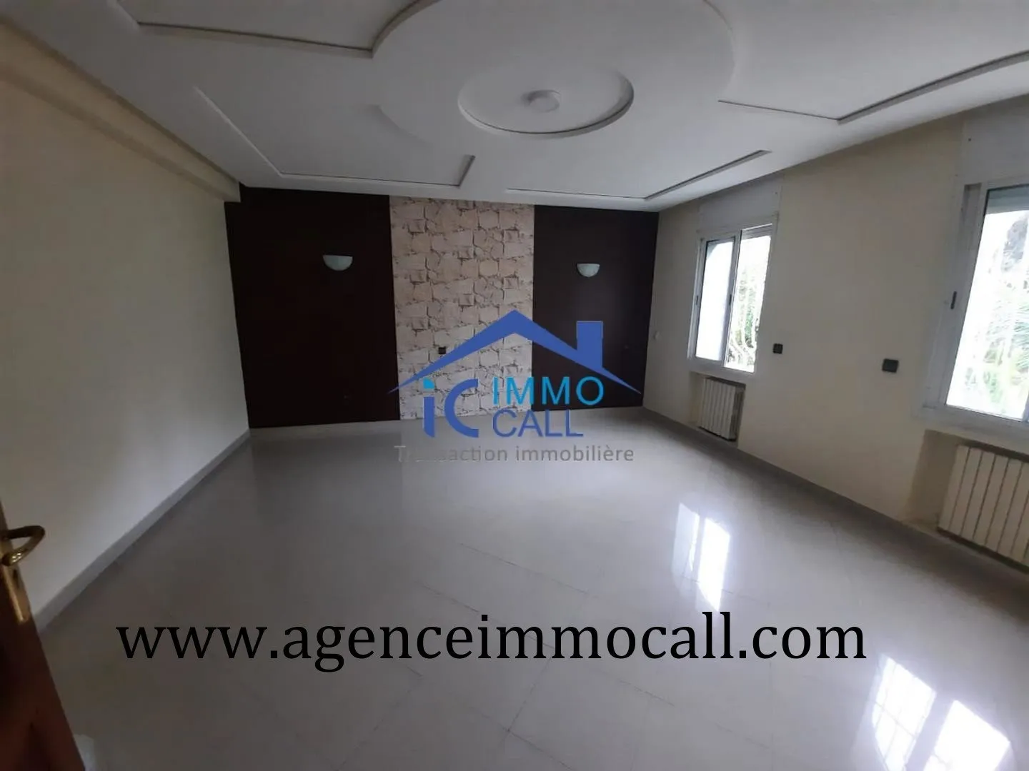 en LOCATION villa 2000 m² à SOUISSI - الرباط (2)