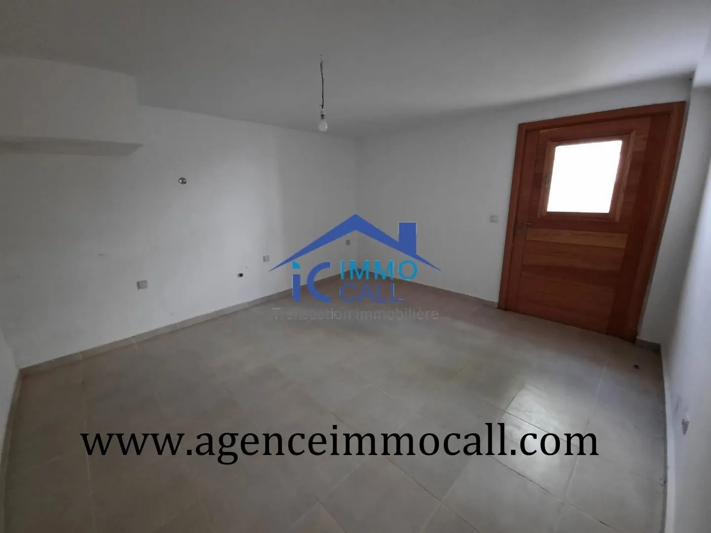 à LOUER villa de 500 m² à  SOUISSI - الرباط (2)