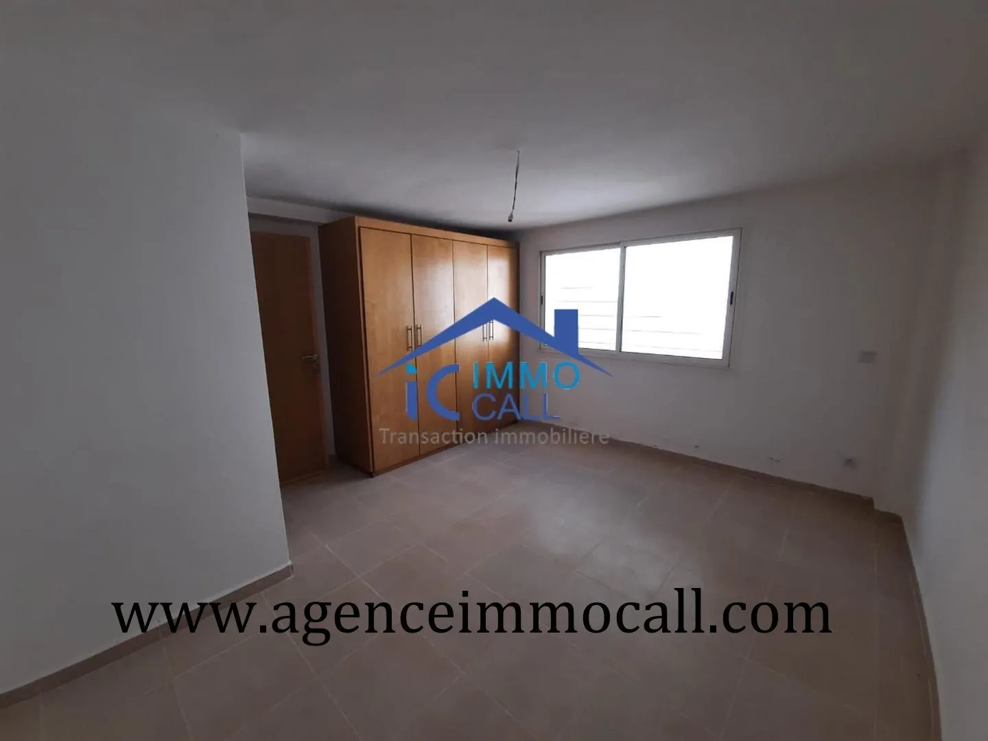 à LOUER villa de 500 m² à  SOUISSI - الرباط (3)