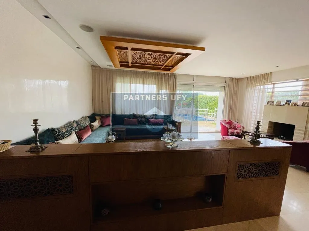 Villa moderne  á louer en plein Bouskoura ville verte - بوسكورة (4)