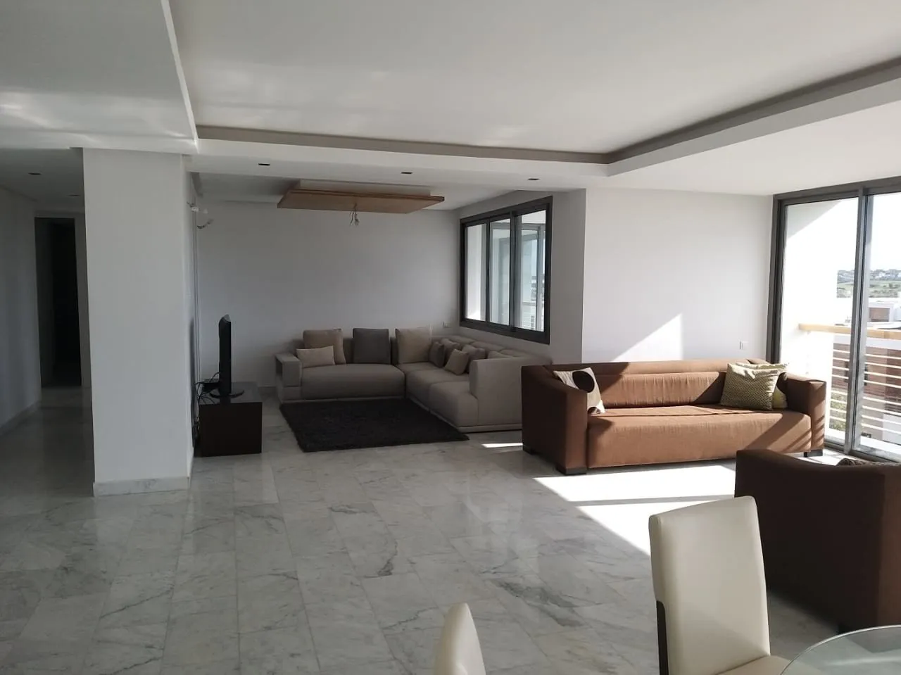 Location Appartement Vide Ou Meublé Bouskoura - الدار البيضاء (2)