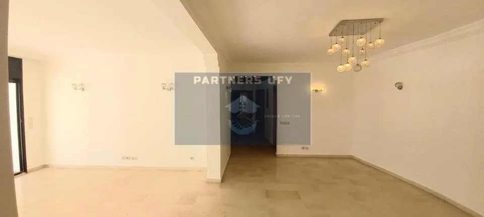 REZ DE JARDIN DE CHARME DE 380 M² EN PLEIN AIN DIAB DANS UNE RÉSIDENCE SÉCURISÉE AVEC PISCINE ET JARDIN - الدار البيضاء (4)
