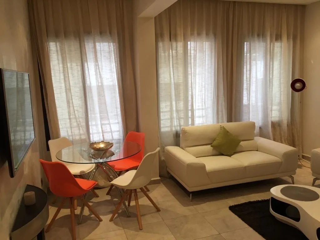 Studio H.S meublé à louer Bd d'ANFA - الدار البيضاء