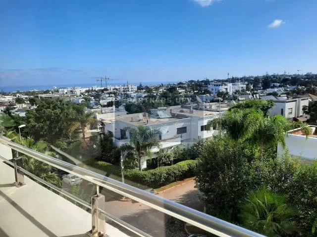 APPARTEMENT AVEC BELLE TERRASSE A AIN DIAB - الدار البيضاء (4)