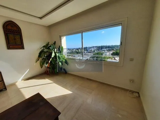 APPARTEMENT AVEC BELLE TERRASSE A AIN DIAB - الدار البيضاء