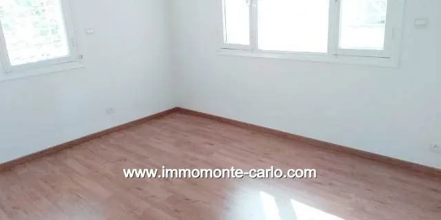 Location d’une villa bien ensoleillée à Souissi à Rabat - الرباط (2)