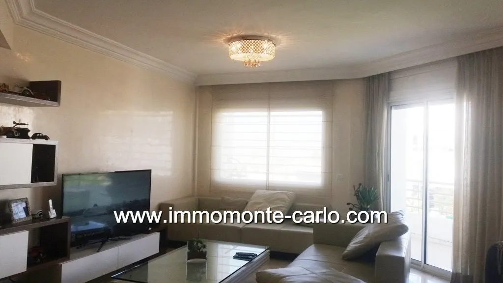 Appartement meublé avec terrasse  à louer à Hay Riad Rabat - الرباط (2)