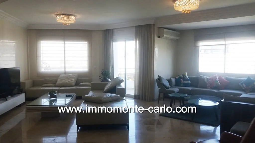 Appartement meublé avec terrasse  à louer à Hay Riad Rabat - الرباط