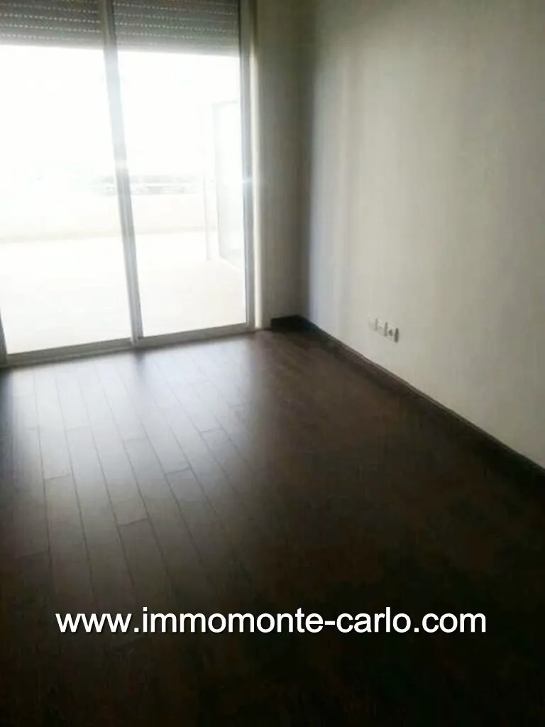 A louer appartement avec terrasse à Hay Riad à Rabat - الرباط (2)