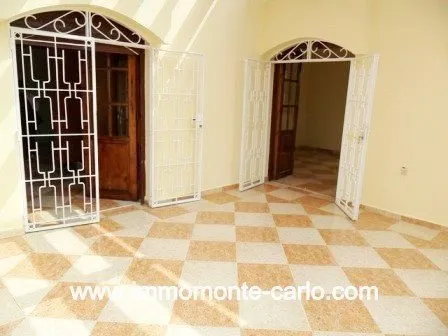 Villa à louer à Hay Riad RABAT - الرباط (4)