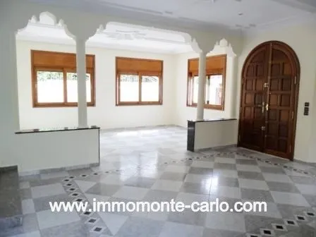 Villa à louer à Hay Riad RABAT - الرباط