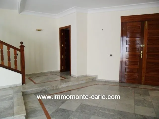 Location villa avec piscine et chauffage central à Rabat hay riad - الرباط (4)