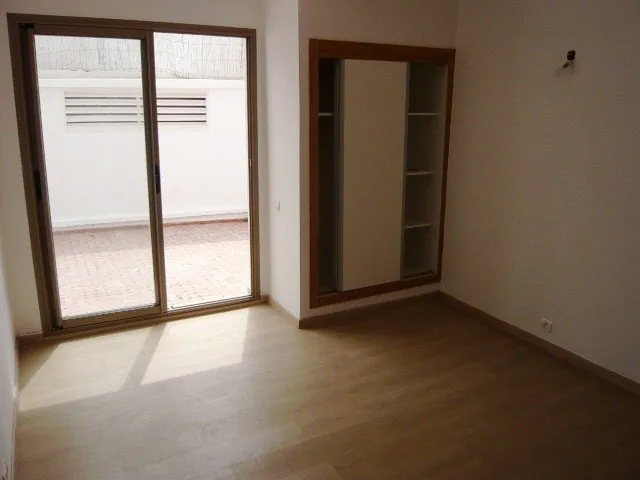 location appartement vide maarif extension - الدار البيضاء (4)