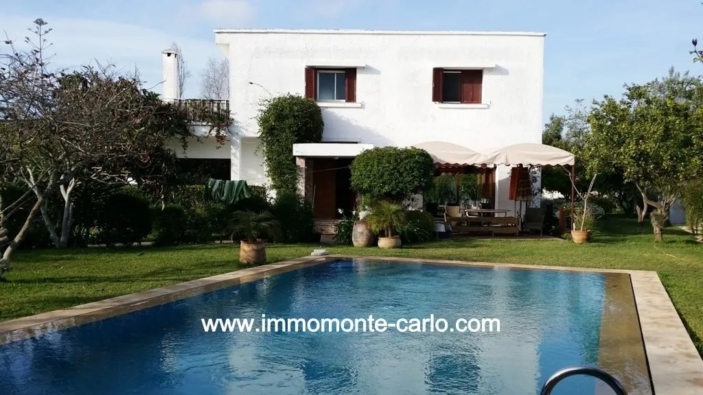 Location villa avec piscine et chauffage central à  Souissi Rabat - الرباط (2)