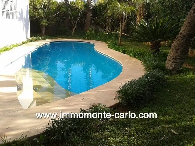 À rabat location villa meublée avec piscine chauffée a Hay Riad - الرباط