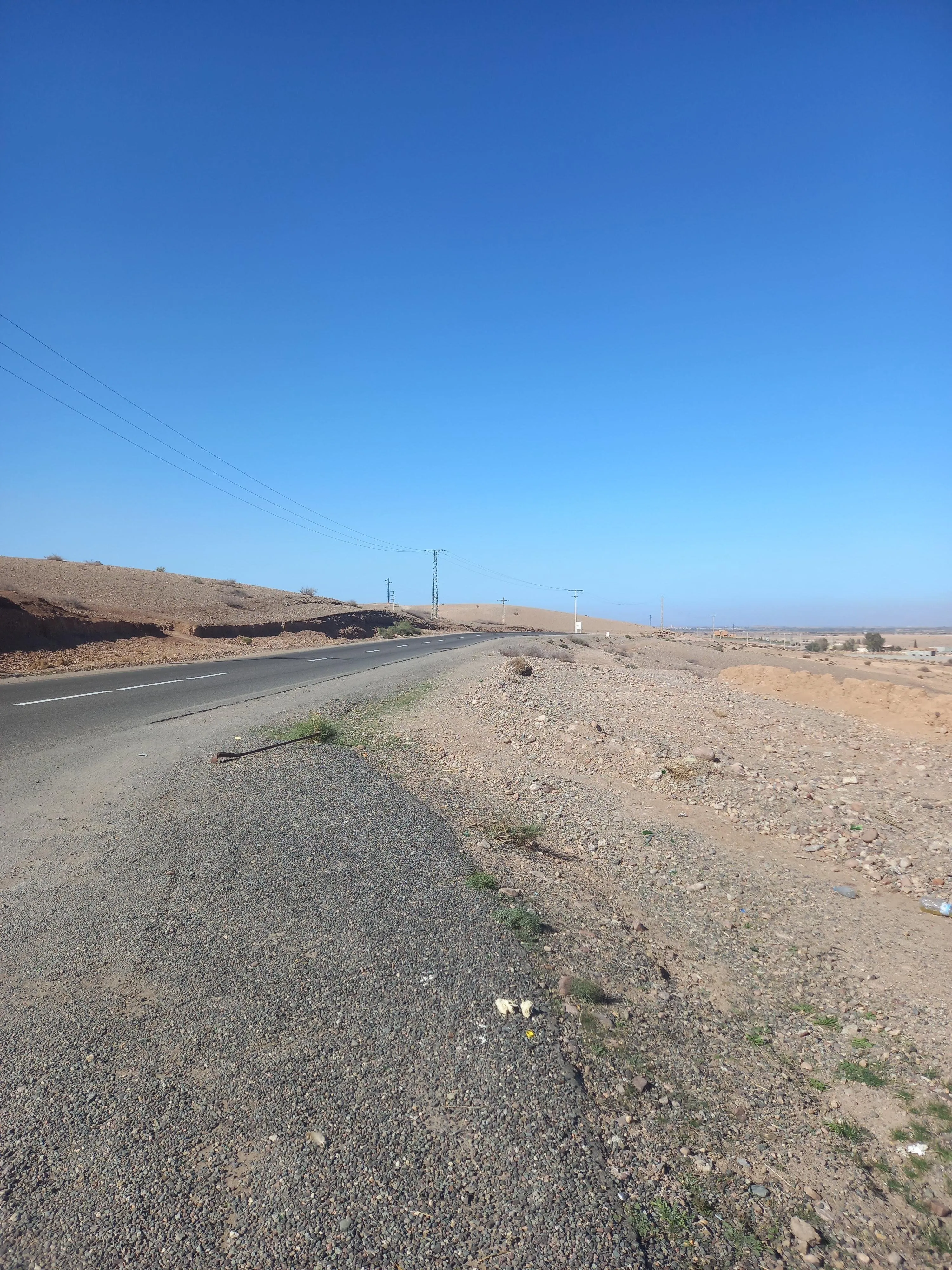 Lot commercial titré de 4182 m² sur Rte d'Amezmiz - مراكش