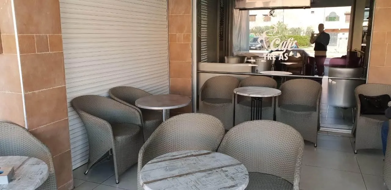 Café en plein activité à vendre - مراكش (2)