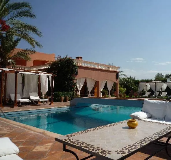 m2maroc, Maison d&amp;rsquo;h&amp;ocirc;tes 8 Ch - piscine sur 2800m2 - 8.250.000-Dh - Ventes - Hotels / Maison d'hôtes - مراكش