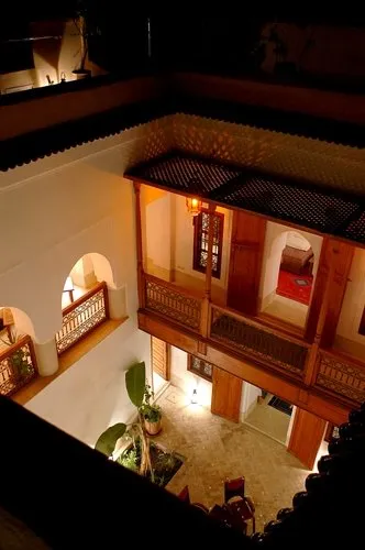 m2maroc, Riad maison d&amp;#039;h&amp;ocirc;tes 400m2 | 5 ch | piscine |  terrasse | 3.245.000-Dhs - Ventes - Hotels / Maison d'hôtes - مراكش