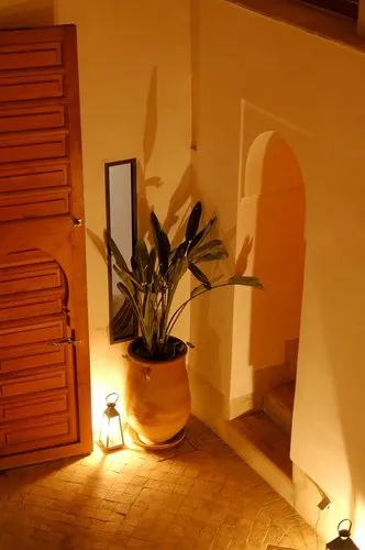 m2maroc, Riad maison d&amp;#039;h&amp;ocirc;tes 400m2 | 5 ch | piscine |  terrasse | 3.245.000-Dhs - Ventes - Hotels / Maison d'hôtes - مراكش (4)