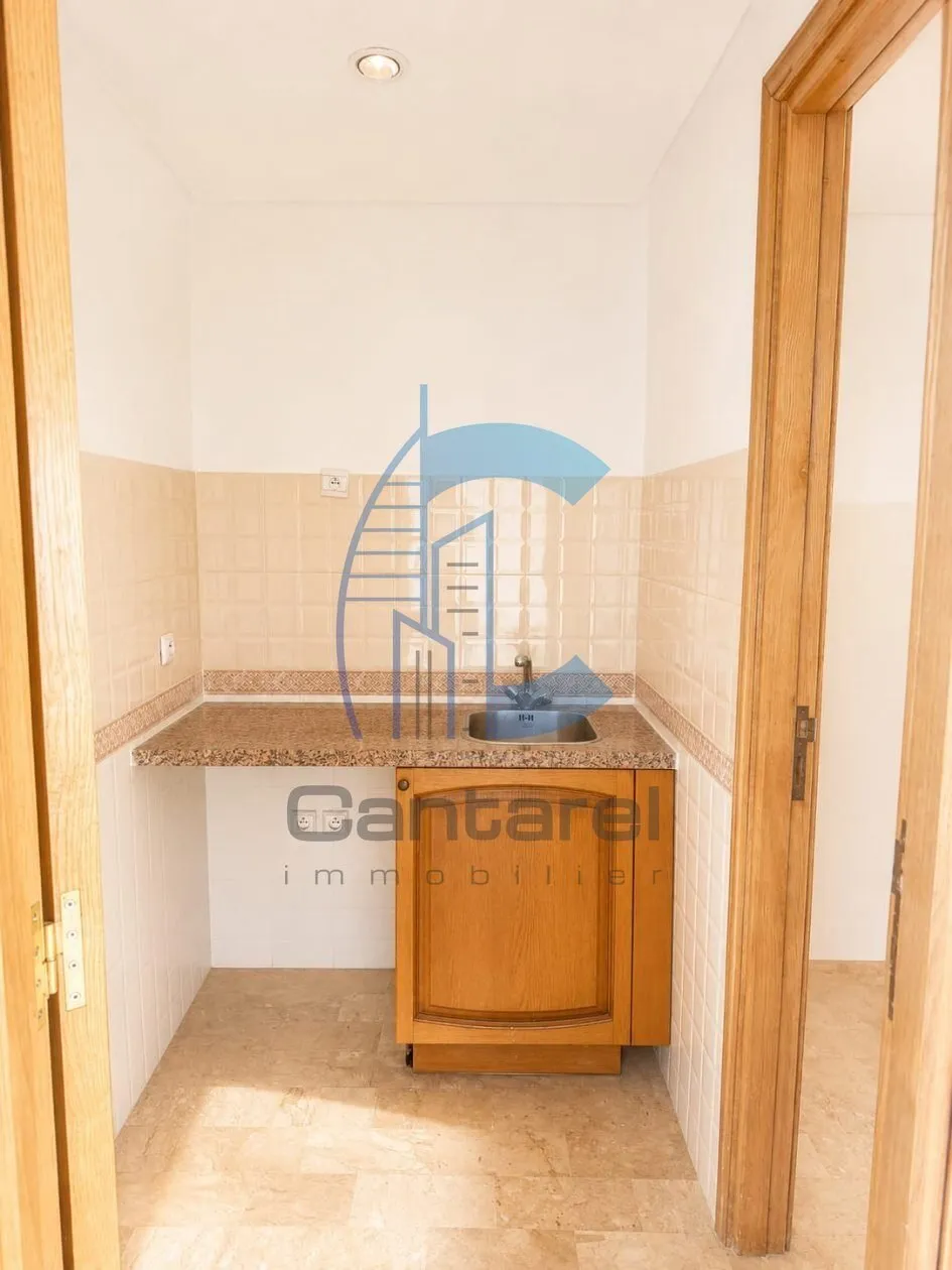 Plateau de bureau de 106 m² à vendre – Racine - الدار البيضاء (4)