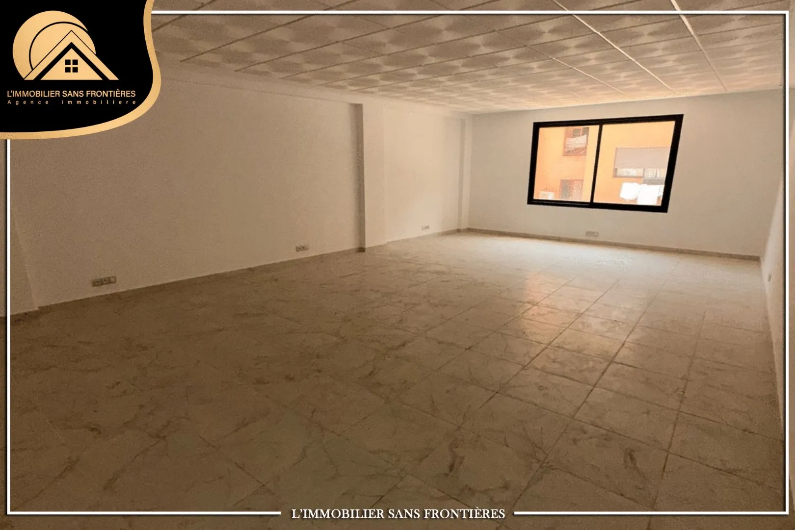 Plateau bureau à vendre à Route de Casablanca, Marrakech — ascenseur — 55 m² - مراكش