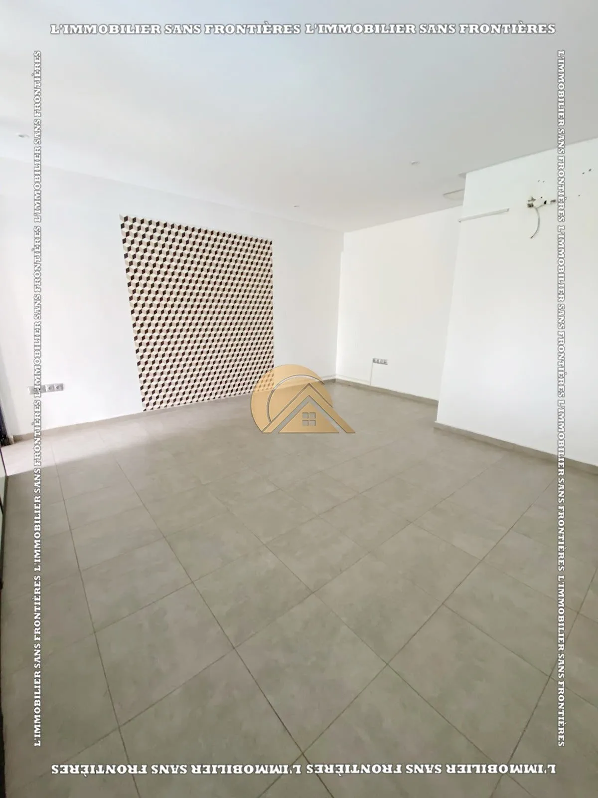Bureau de 42 m² à vendre à Targa, Marrakech - مراكش (3)