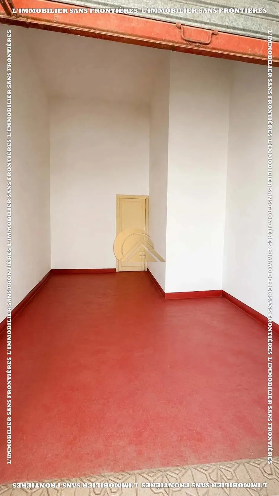 Local commercial de 17 m² à Azzouzia – Emplacement en angle, hauteur de 4,5 m et possibilité de mezzanine - مراكش (2)