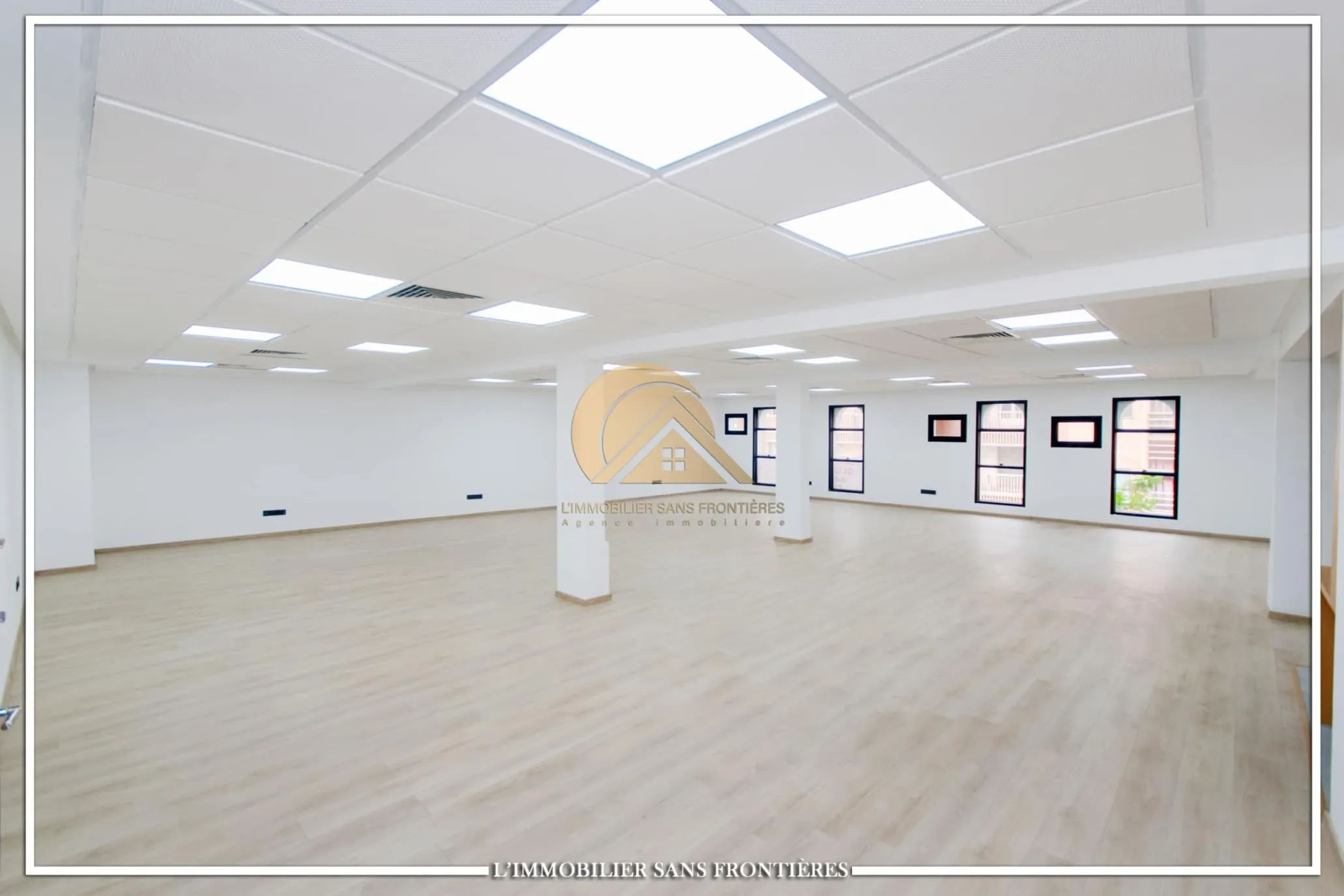 Plateau de bureau à vendre à Guéliz, 198 m², Marrakech - مراكش (2)