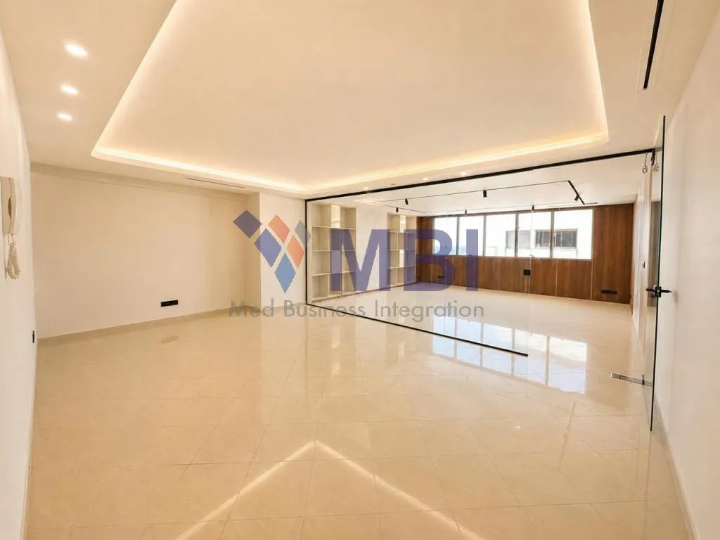 plateaux bureau à vendre vue sur mer V.C.T.2140 - طنجة